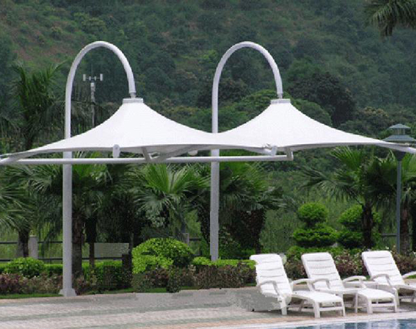 膜結(jié)構(gòu)景觀雨陽(yáng)傘面對(duì)突發(fā)性自然狀況該如何預(yù)防？
